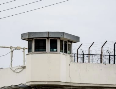 Πέθανε το '12, πήρε δίπλωμα «πεθαμένος», αναστήθηκε το '14 και σήμερα είναι φυλακή!